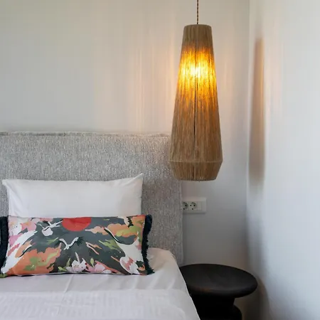 ヴィラ Angrali In Ratzakli *