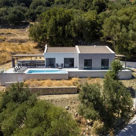 Angrali In Ratzakli * Ratzaklíon